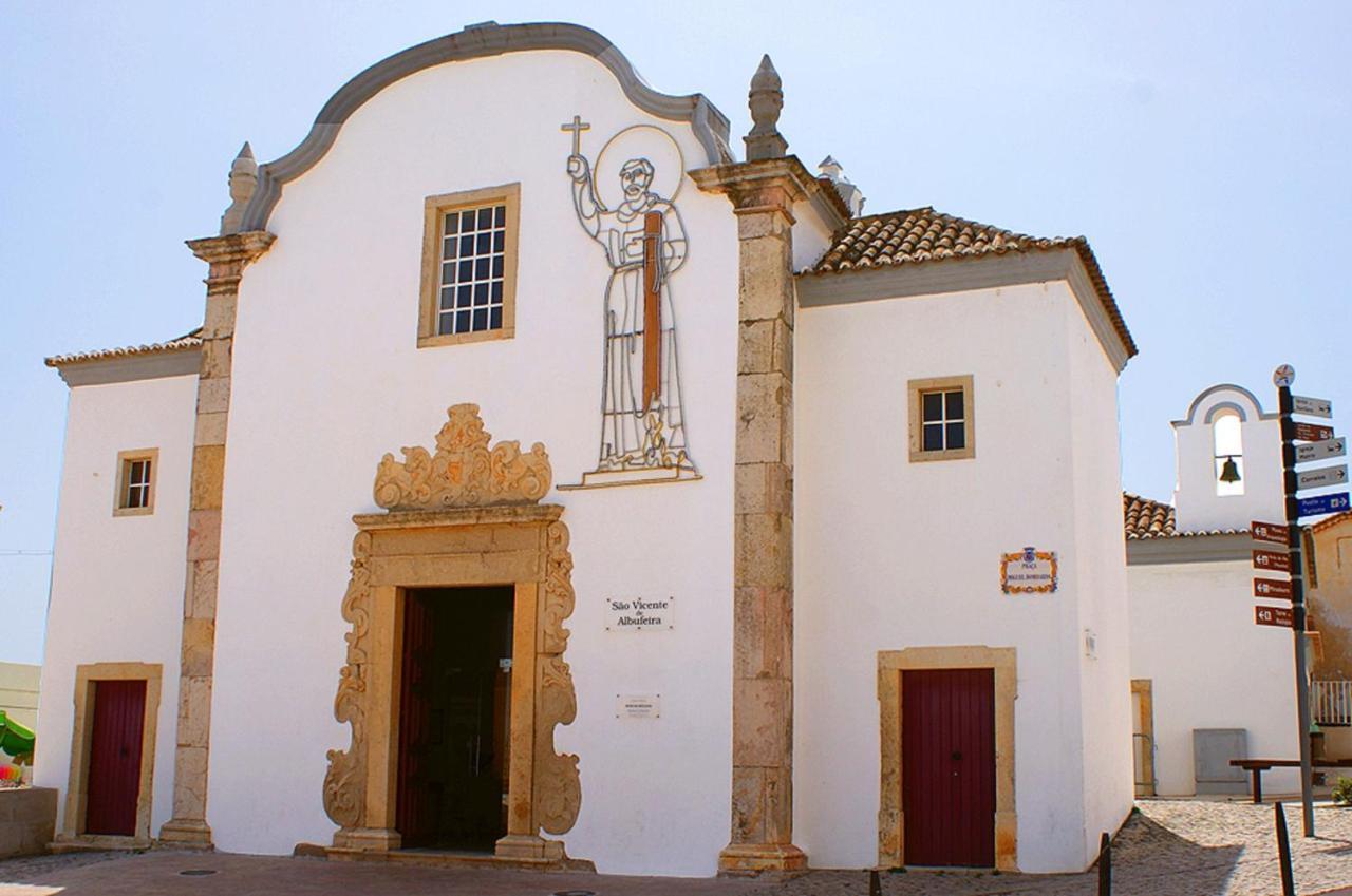 Amendoeiras 52
